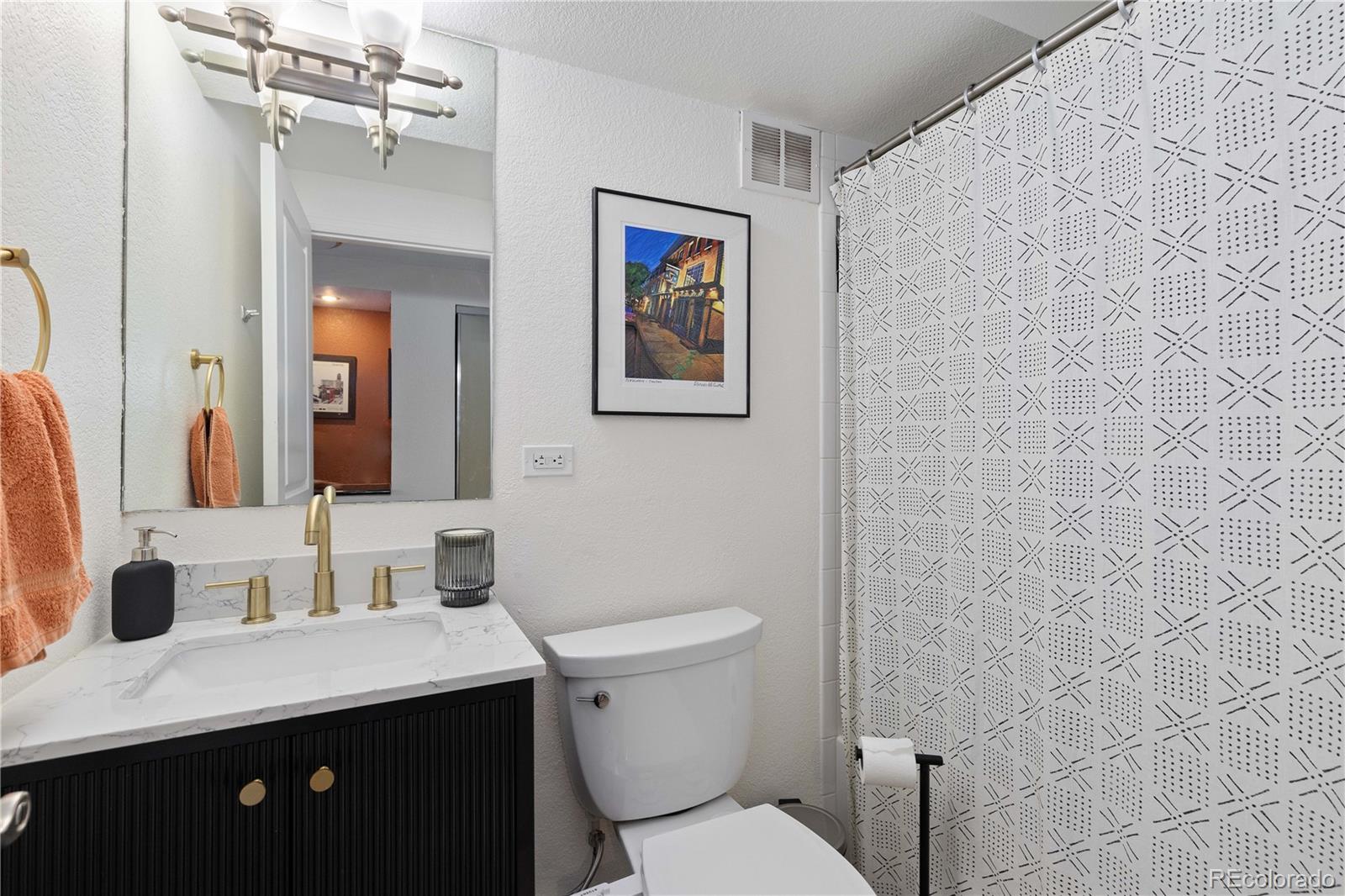 MLS Image #20 for 1150  vine street,denver, Colorado