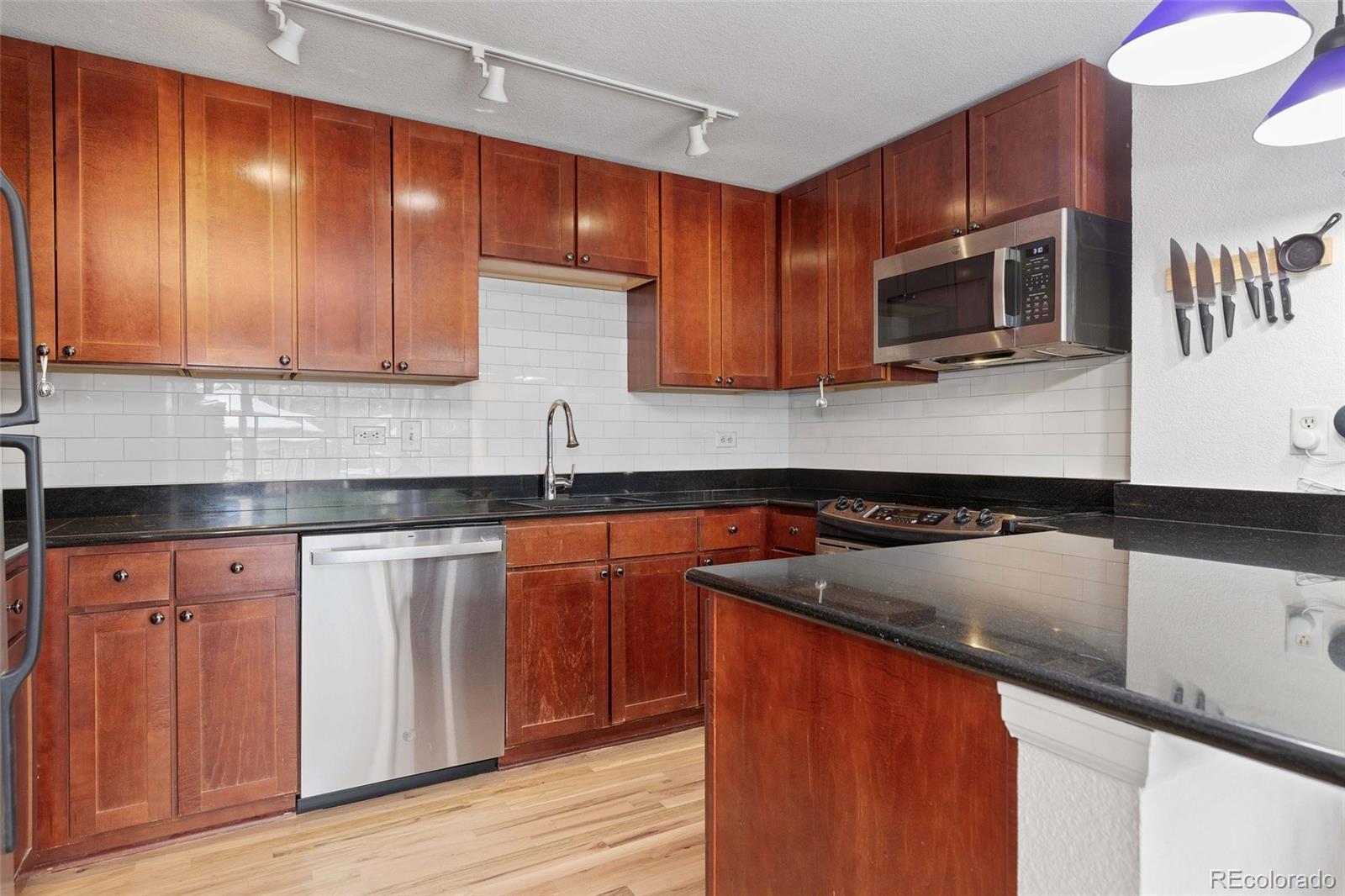 MLS Image #8 for 1150  vine street,denver, Colorado