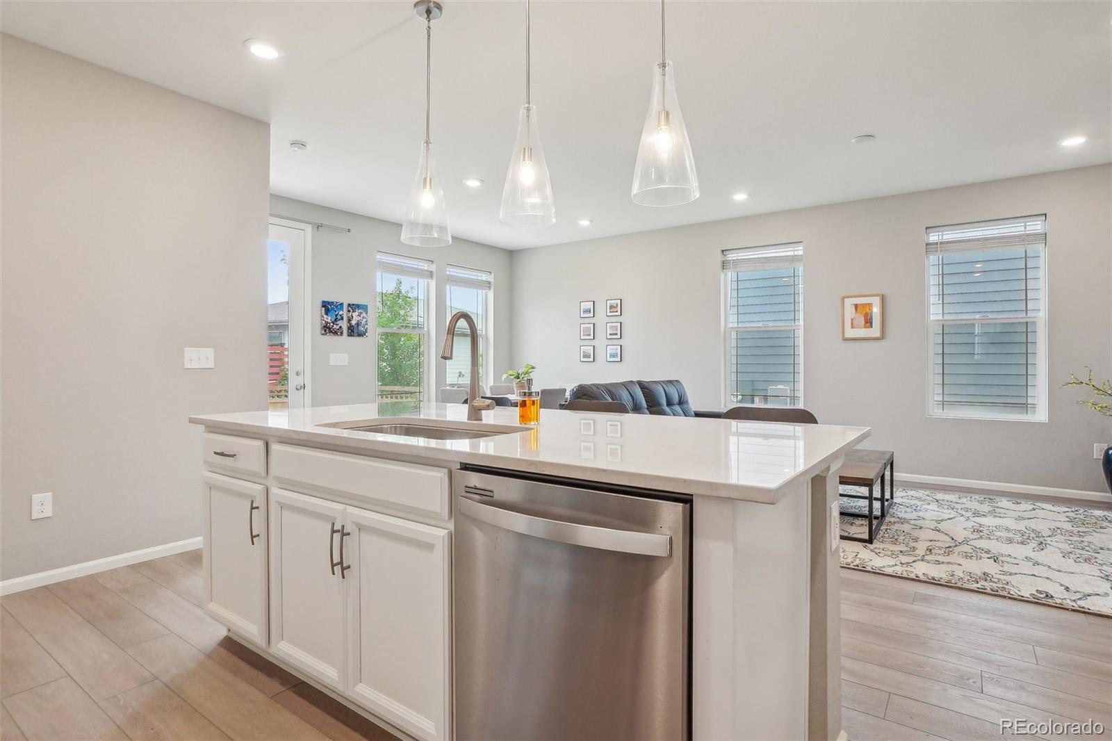 MLS Image #12 for 5928 n odessa street,aurora, Colorado