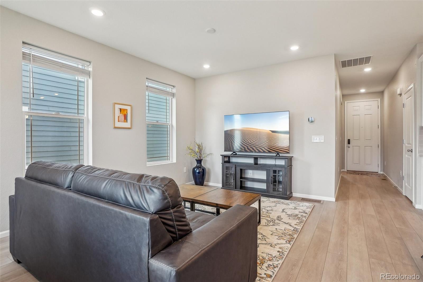 MLS Image #5 for 5928 n odessa street,aurora, Colorado
