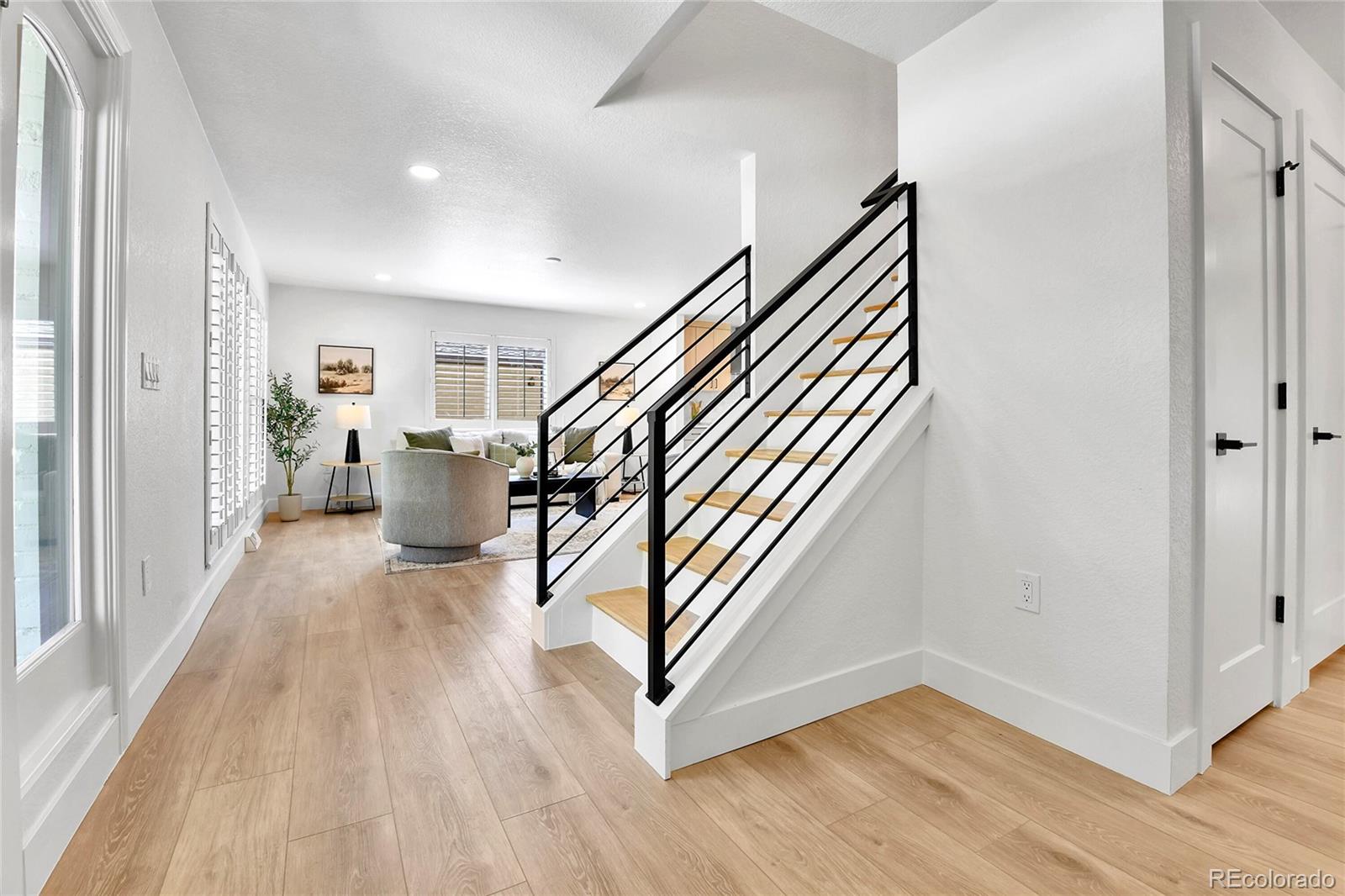 MLS Image #3 for 6716 w rowland avenue,littleton, Colorado