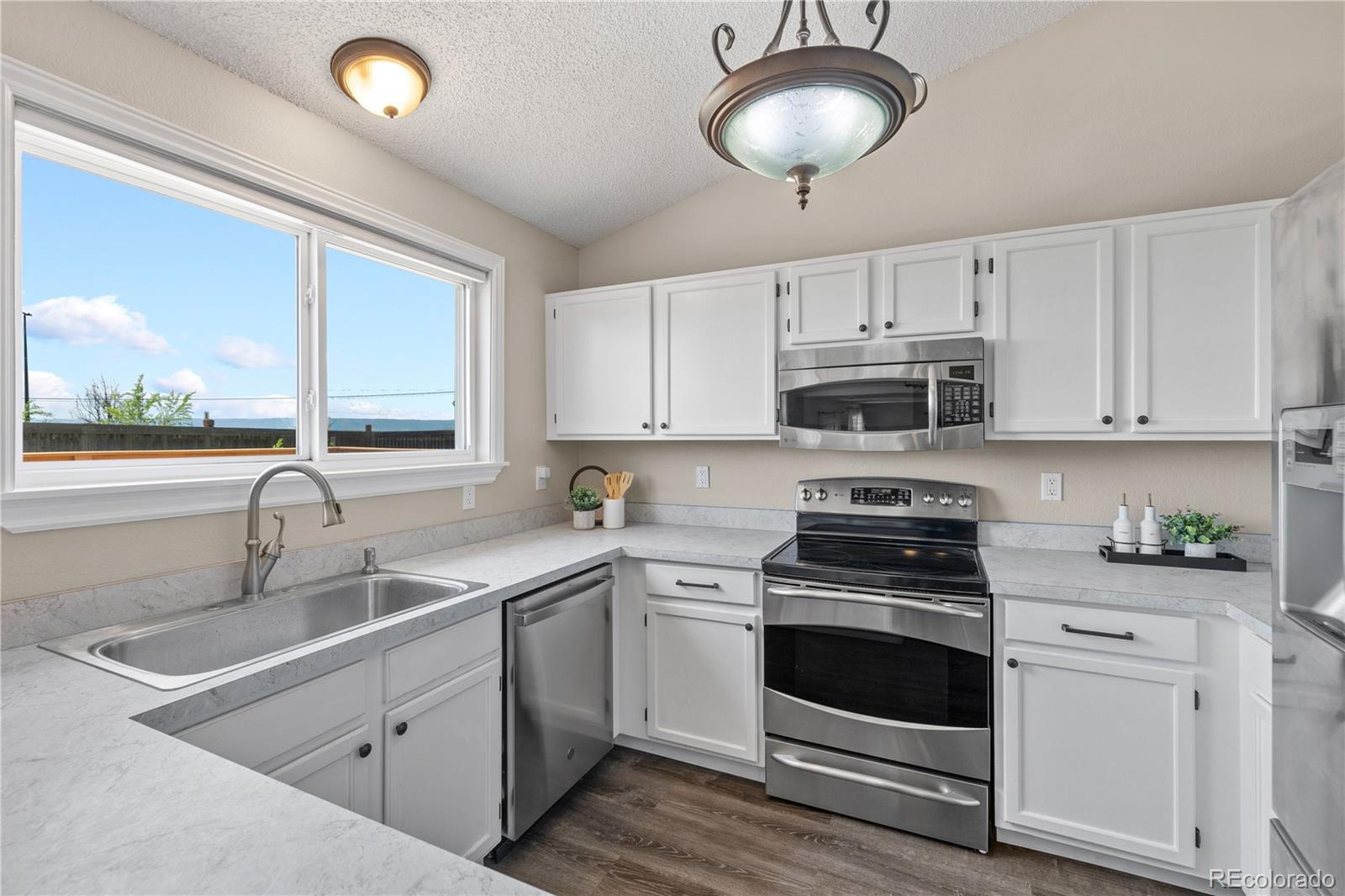 MLS Image #10 for 3968  ashcroft avenue,castle rock, Colorado
