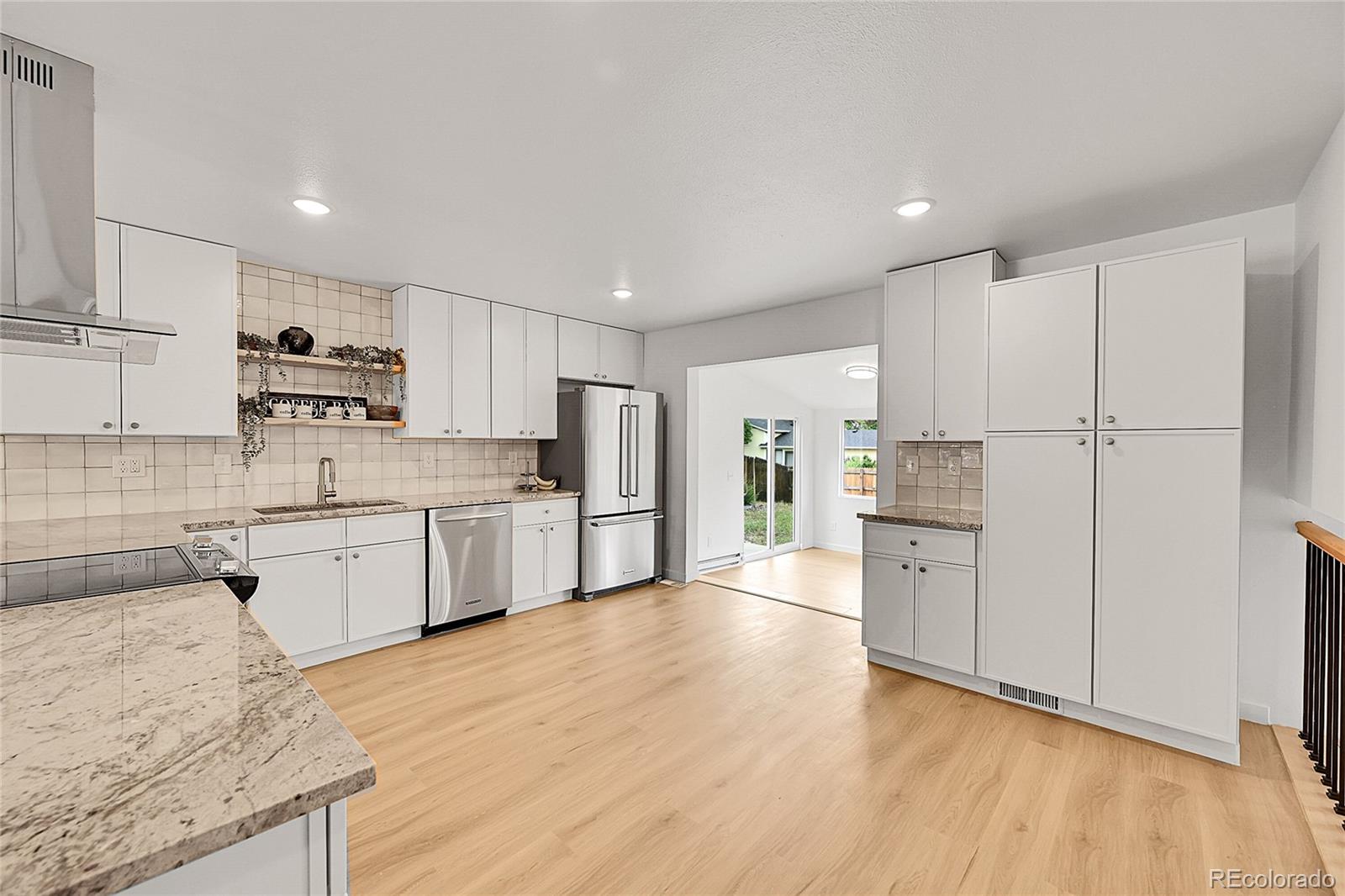 MLS Image #3 for 6498 s everett way,littleton, Colorado