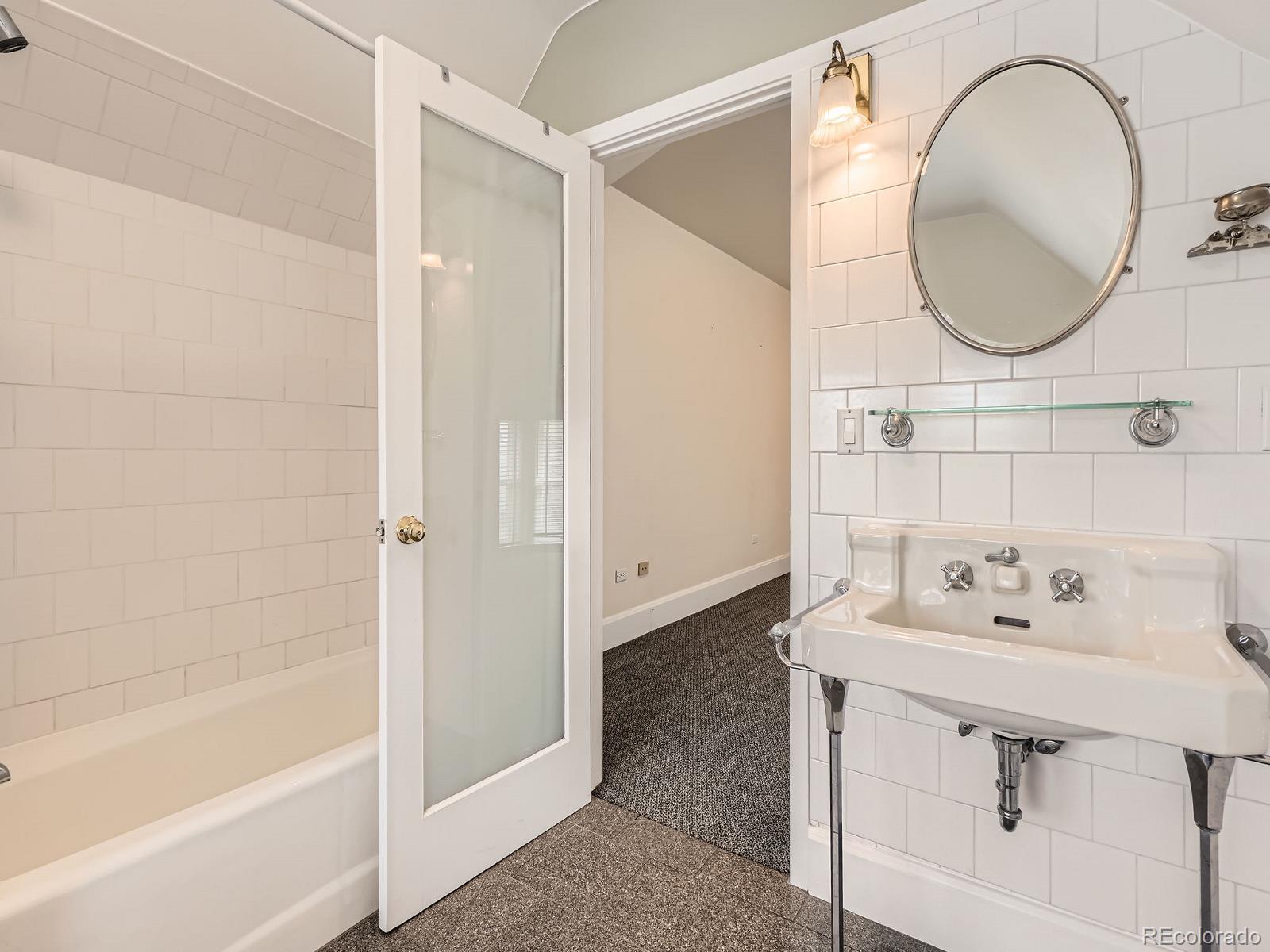 MLS Image #39 for 1453  vine street,denver, Colorado