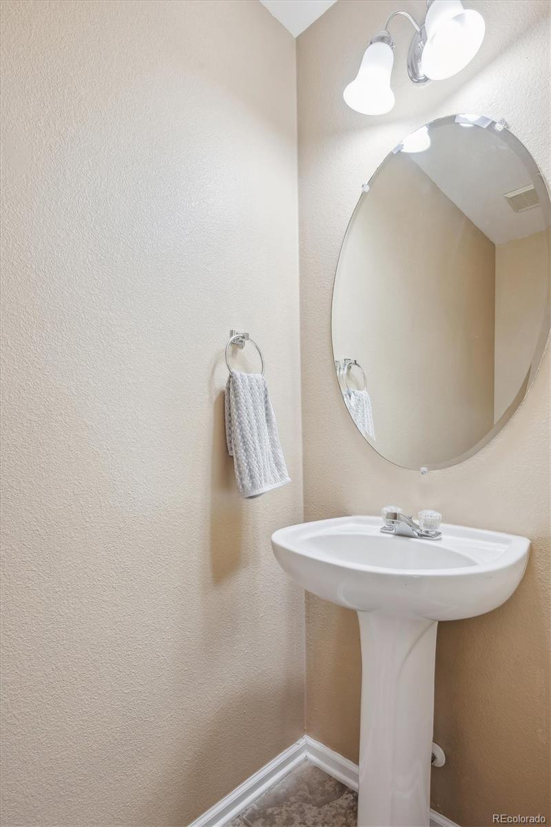 MLS Image #11 for 7342 s mobile street,aurora, Colorado