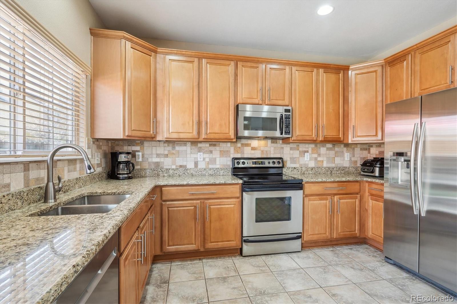MLS Image #5 for 7342 s mobile street,aurora, Colorado