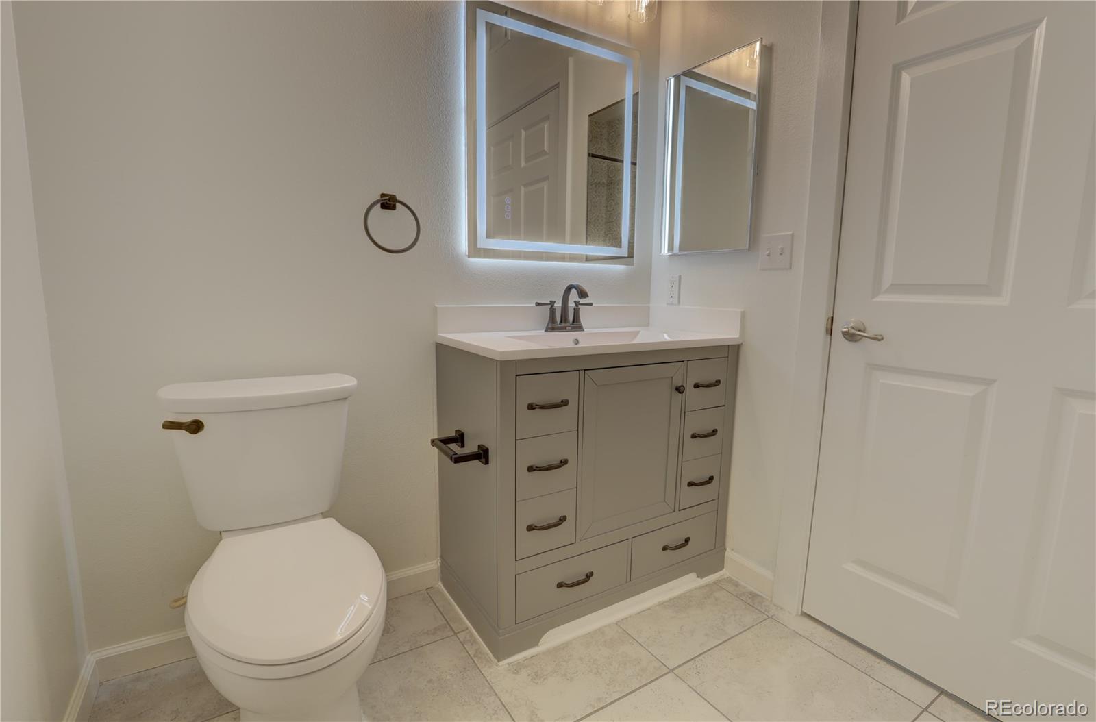 MLS Image #15 for 2809  syracuse court,denver, Colorado