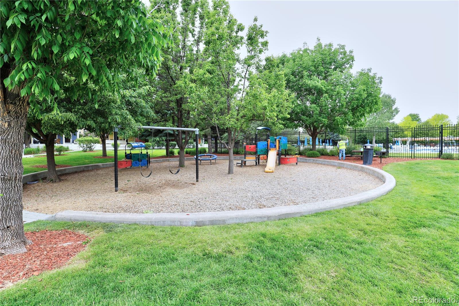 MLS Image #28 for 2809  syracuse court,denver, Colorado