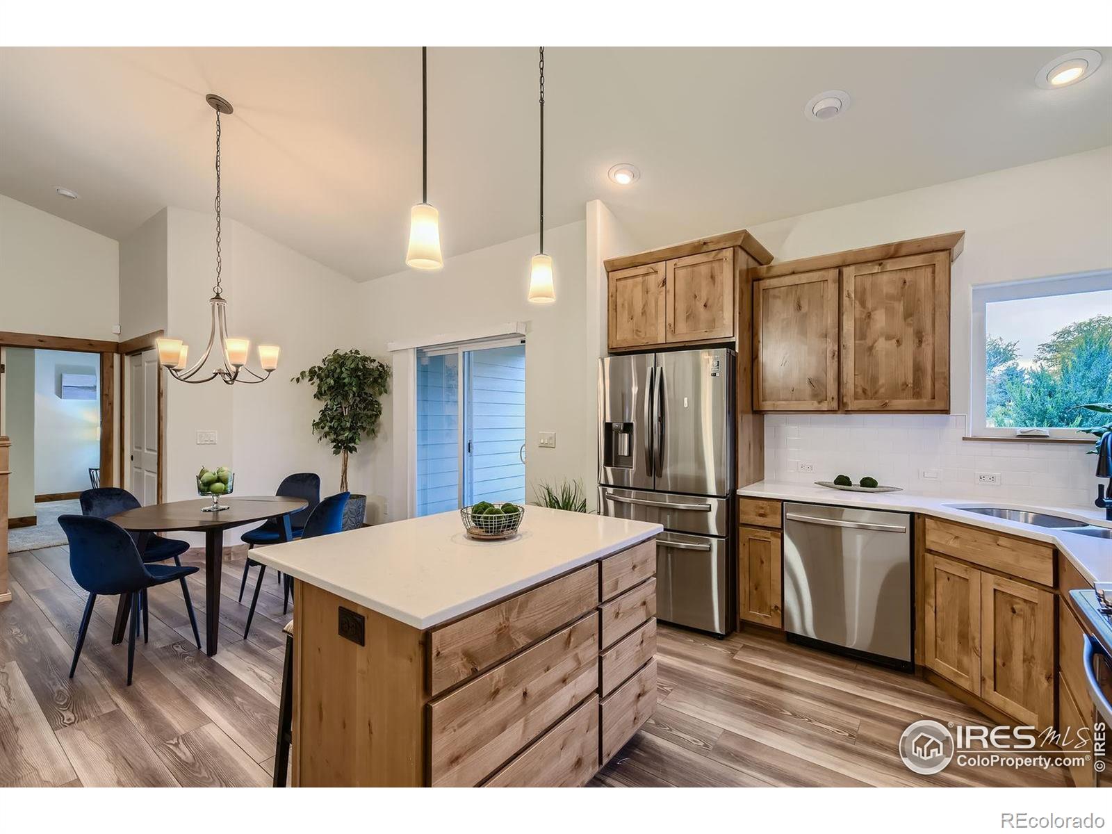 MLS Image #4 for 759  capricorn court,loveland, Colorado