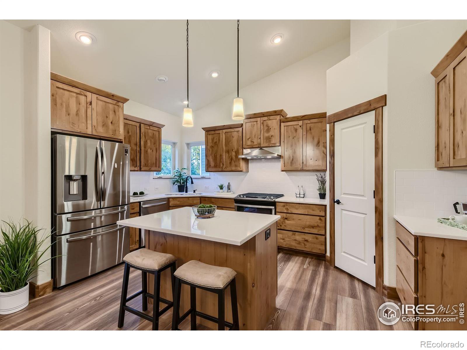 MLS Image #7 for 759  capricorn court,loveland, Colorado