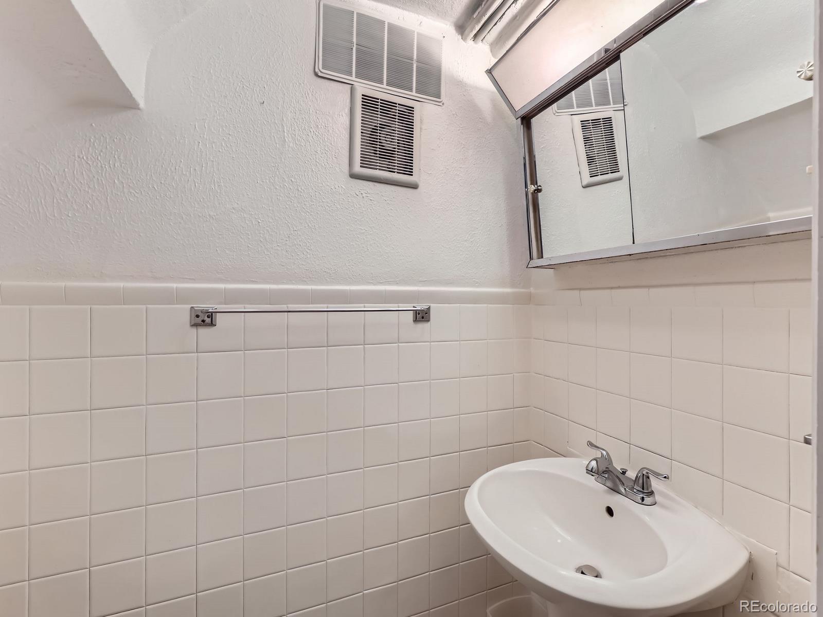 MLS Image #23 for 2626 n steele street,denver, Colorado