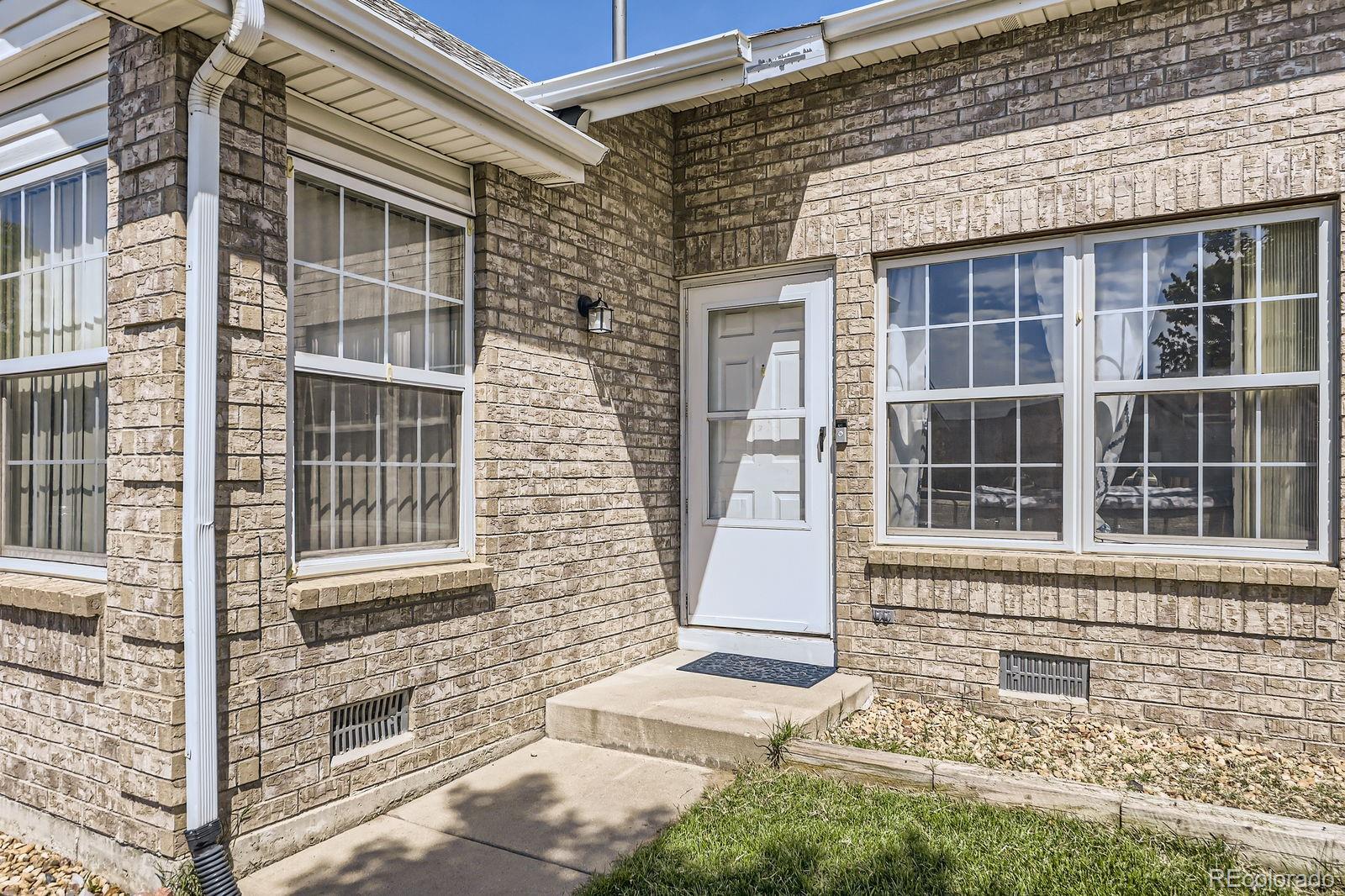 MLS Image #3 for 4912  altura street,denver, Colorado