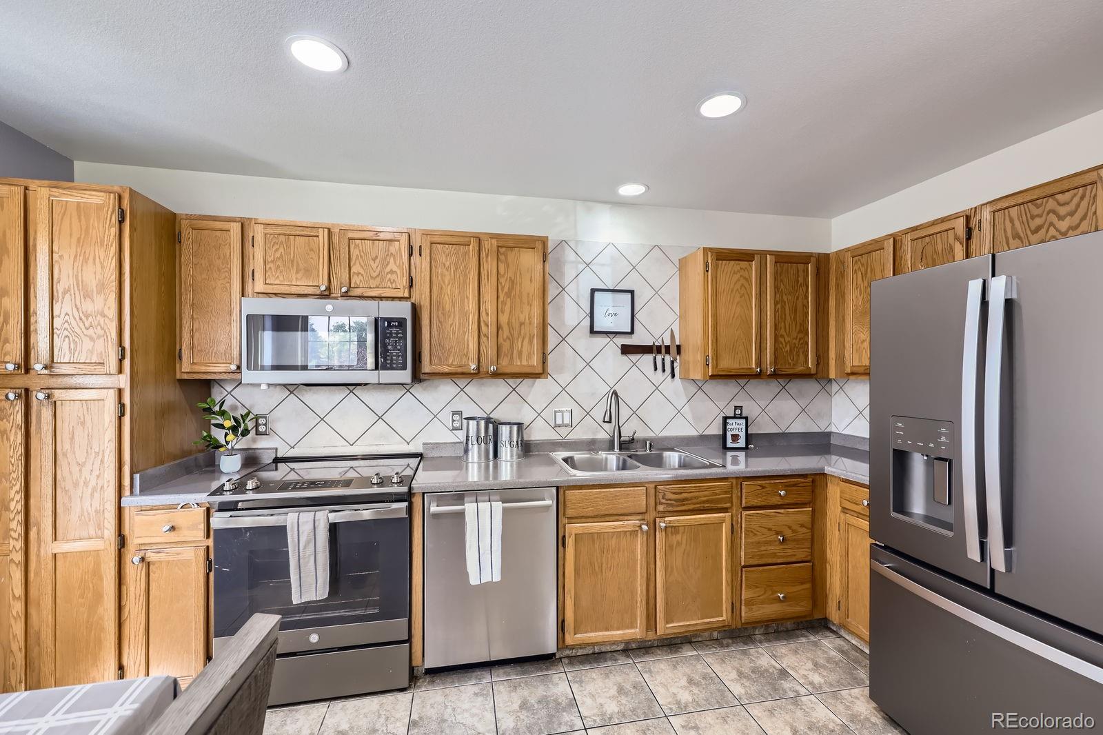 MLS Image #9 for 4912  altura street,denver, Colorado