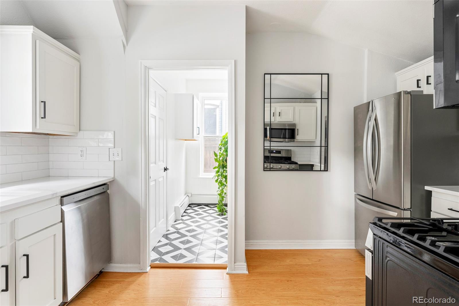MLS Image #34 for 2098 n clarkson street,denver, Colorado