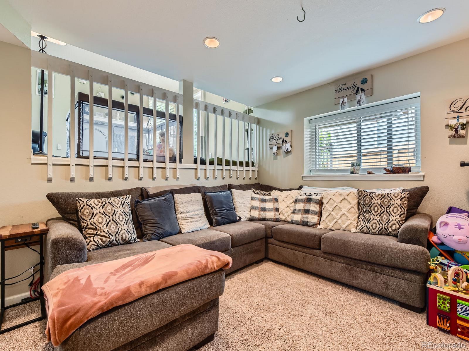 MLS Image #14 for 745  stowe street,highlands ranch, Colorado