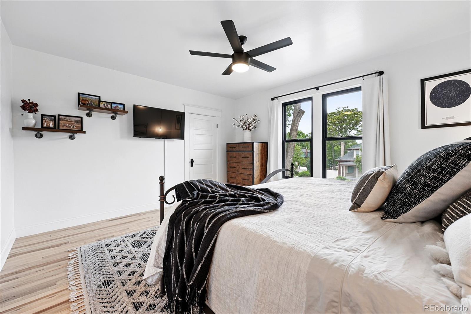 MLS Image #21 for 3008 n york street,denver, Colorado