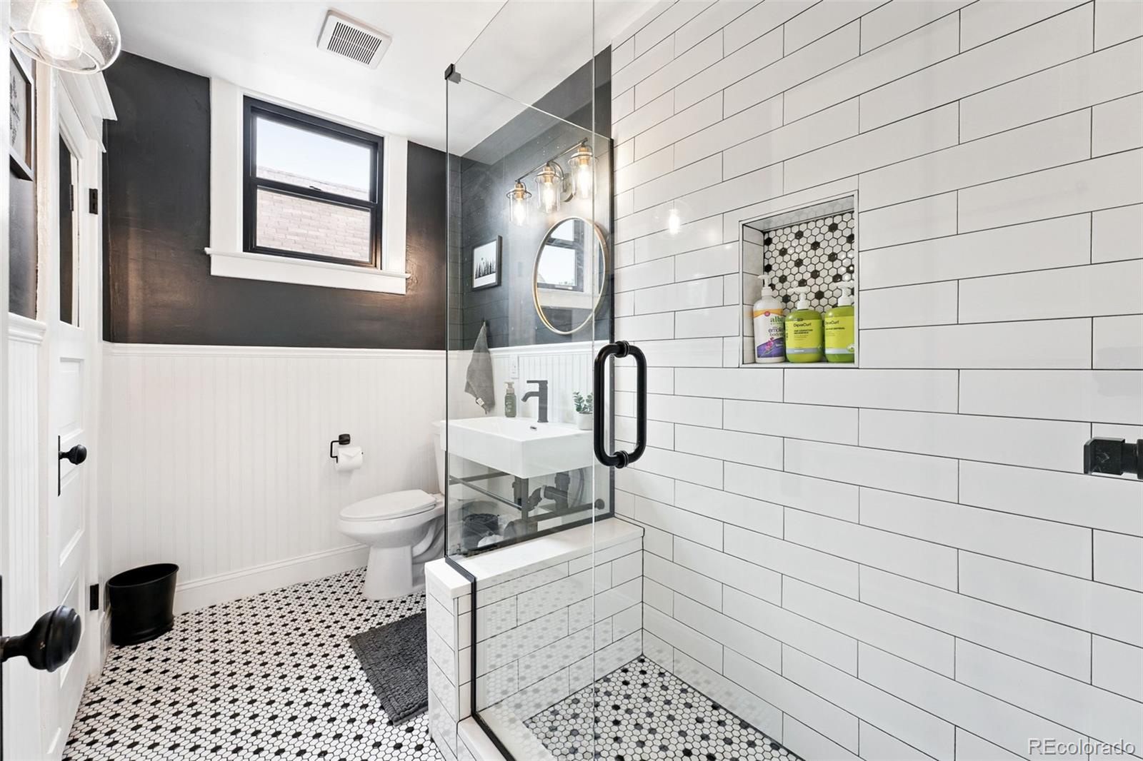 MLS Image #22 for 3008 n york street,denver, Colorado