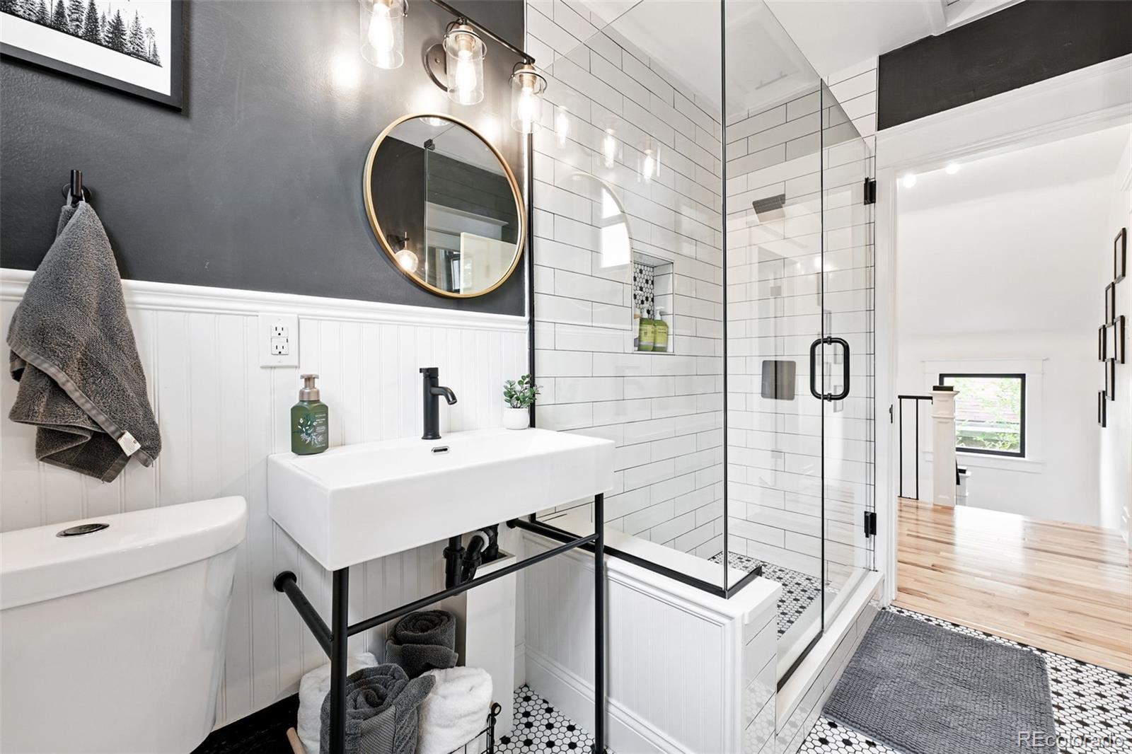 MLS Image #23 for 3008 n york street,denver, Colorado