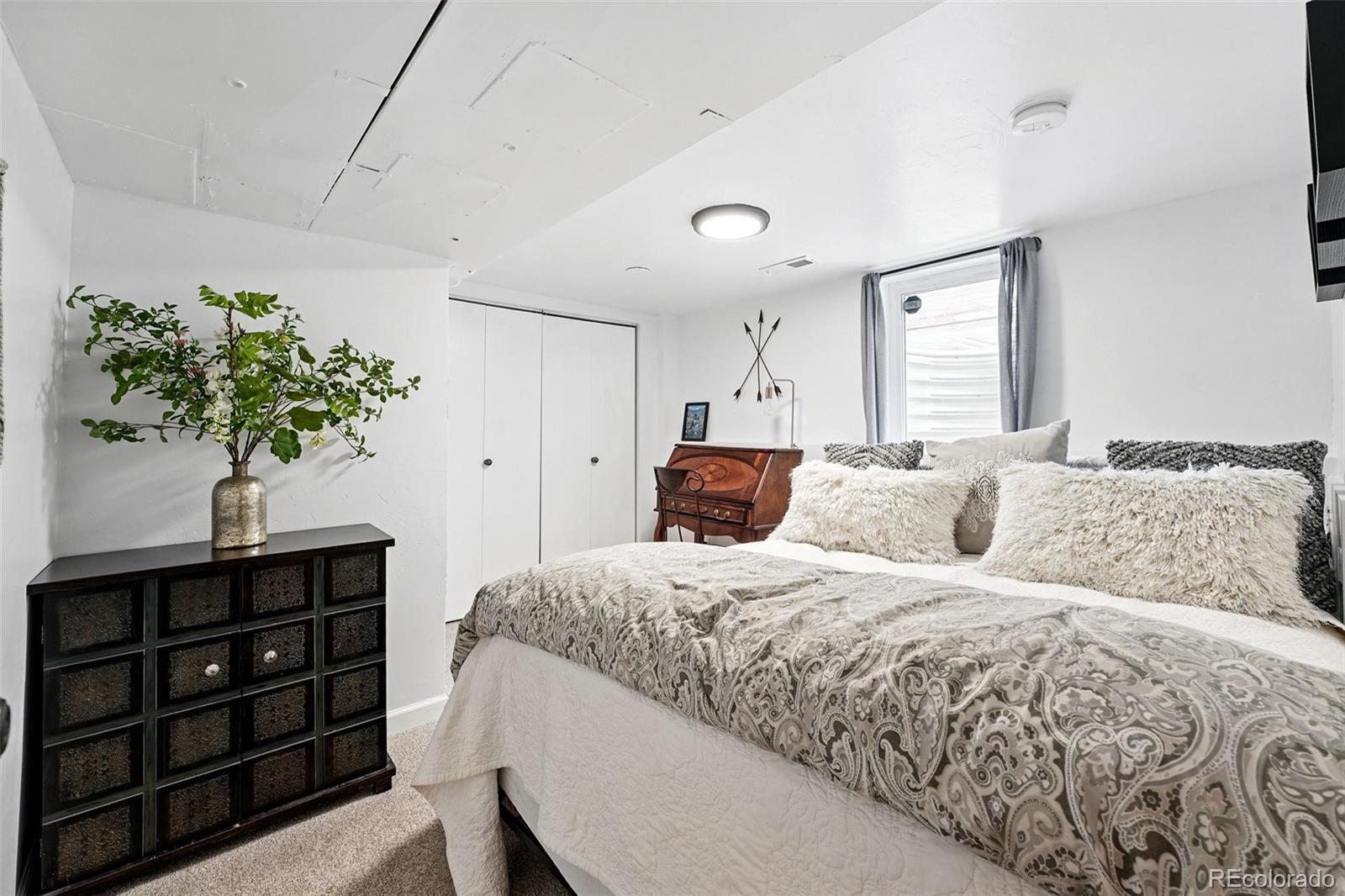 MLS Image #32 for 3008 n york street,denver, Colorado