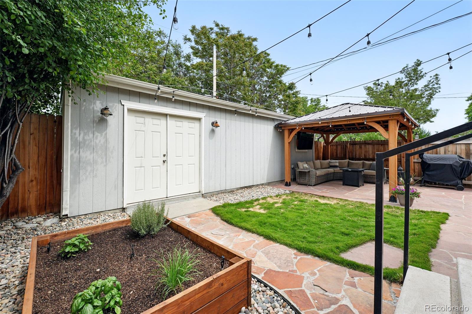 MLS Image #39 for 3008 n york street,denver, Colorado