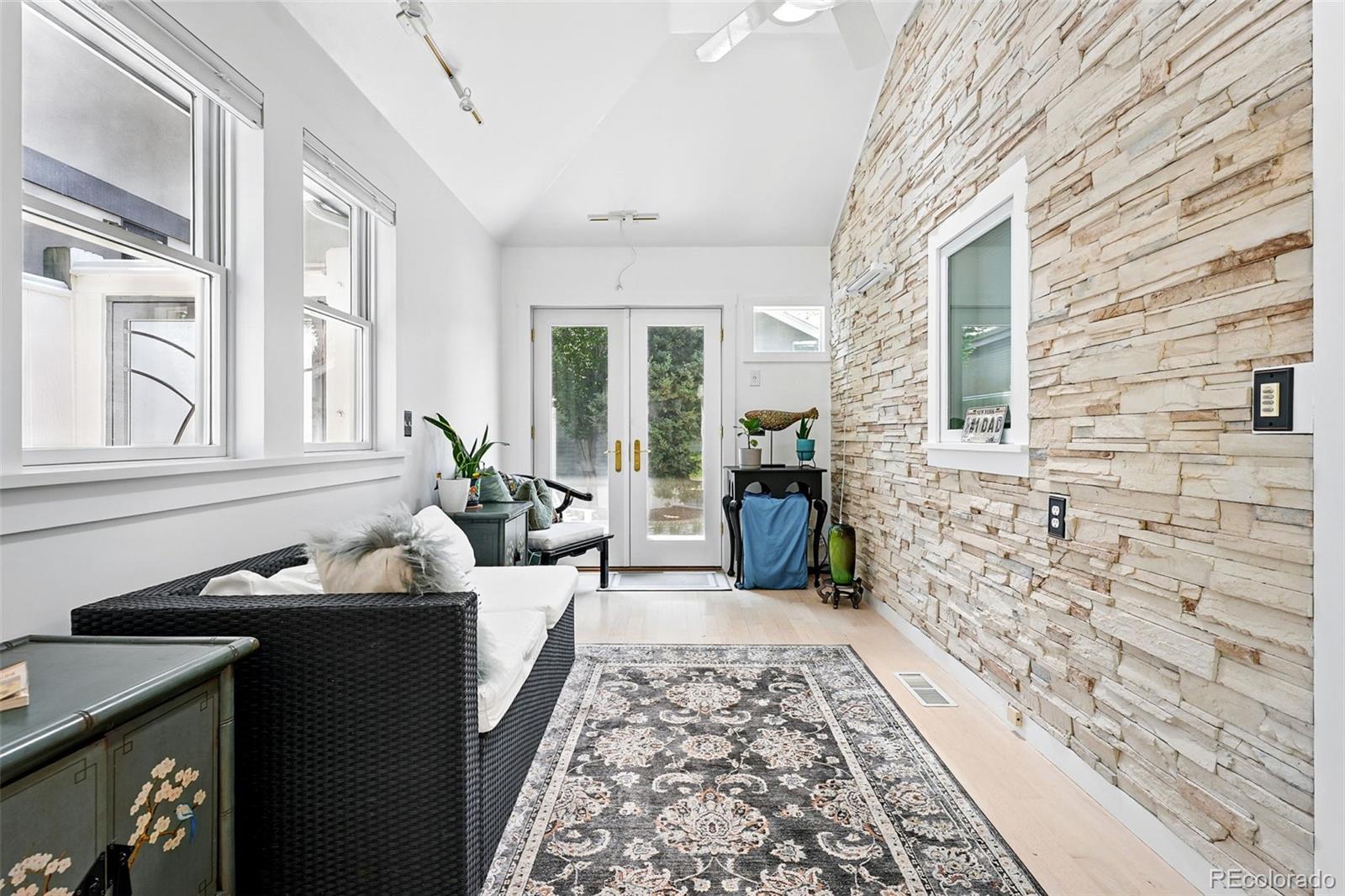 MLS Image #11 for 1451 s columbine street,denver, Colorado