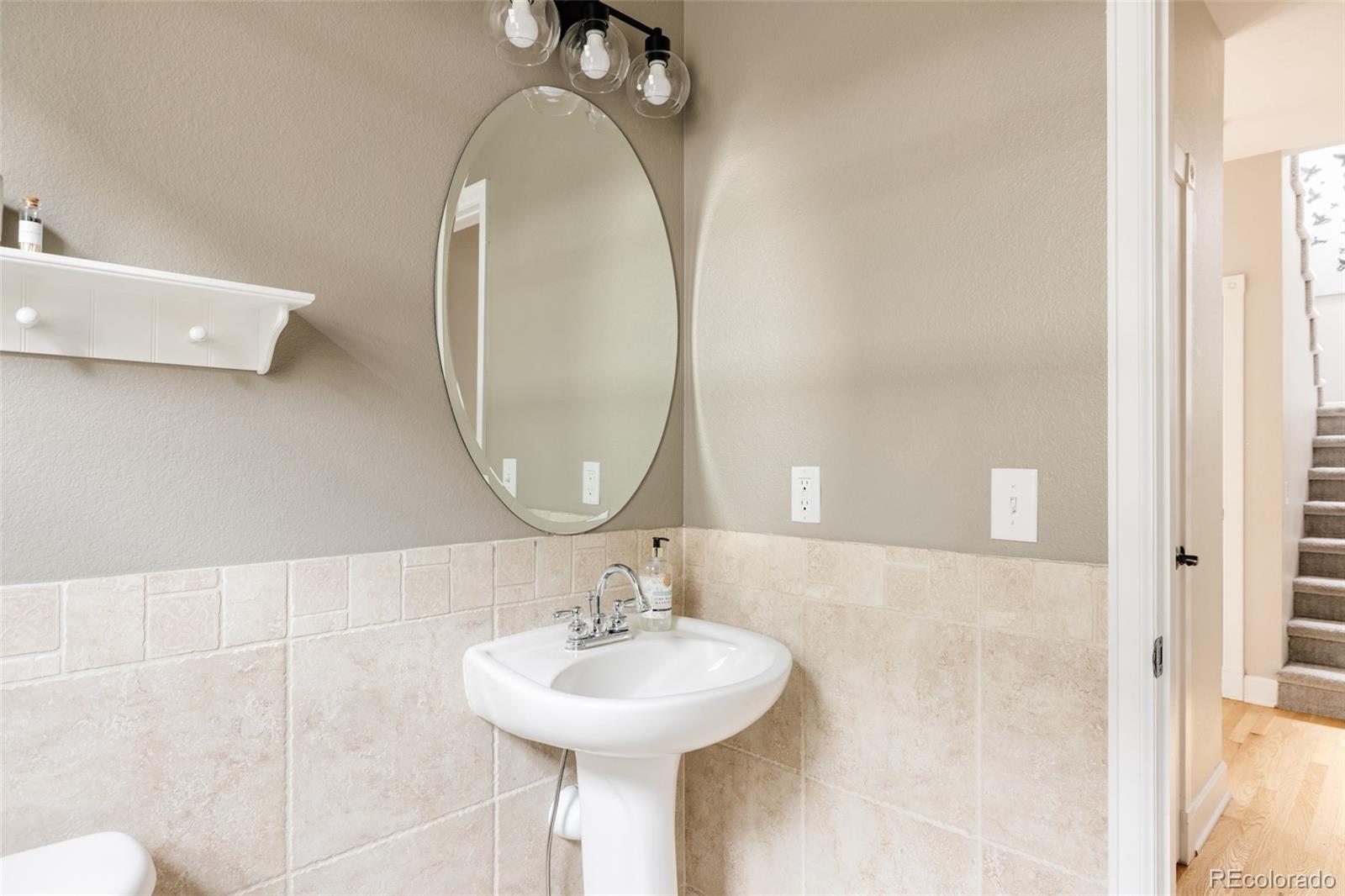 MLS Image #12 for 8122 e 6th place,denver, Colorado