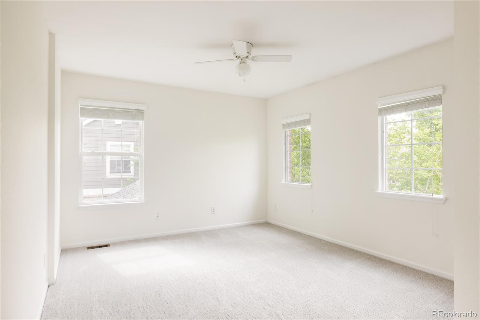 MLS Image #19 for 8122 e 6th place,denver, Colorado