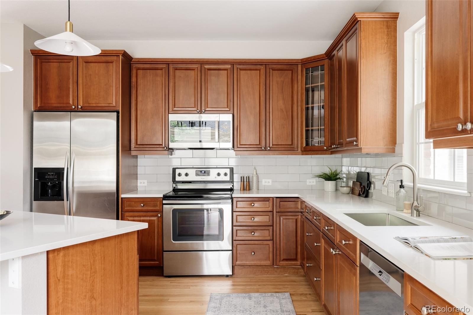 MLS Image #6 for 8122 e 6th place,denver, Colorado