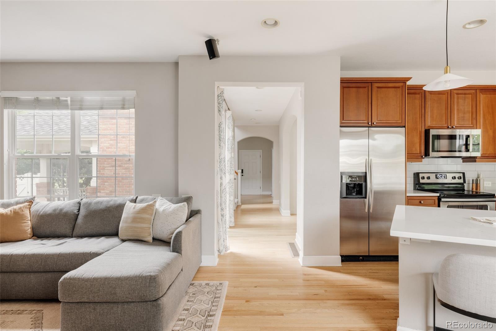 MLS Image #8 for 8122 e 6th place,denver, Colorado