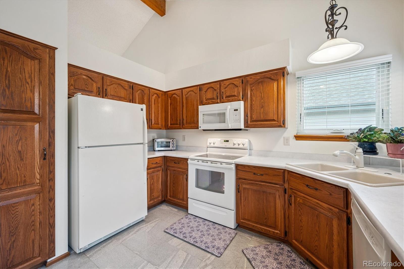 MLS Image #12 for 5513 s yank court,littleton, Colorado