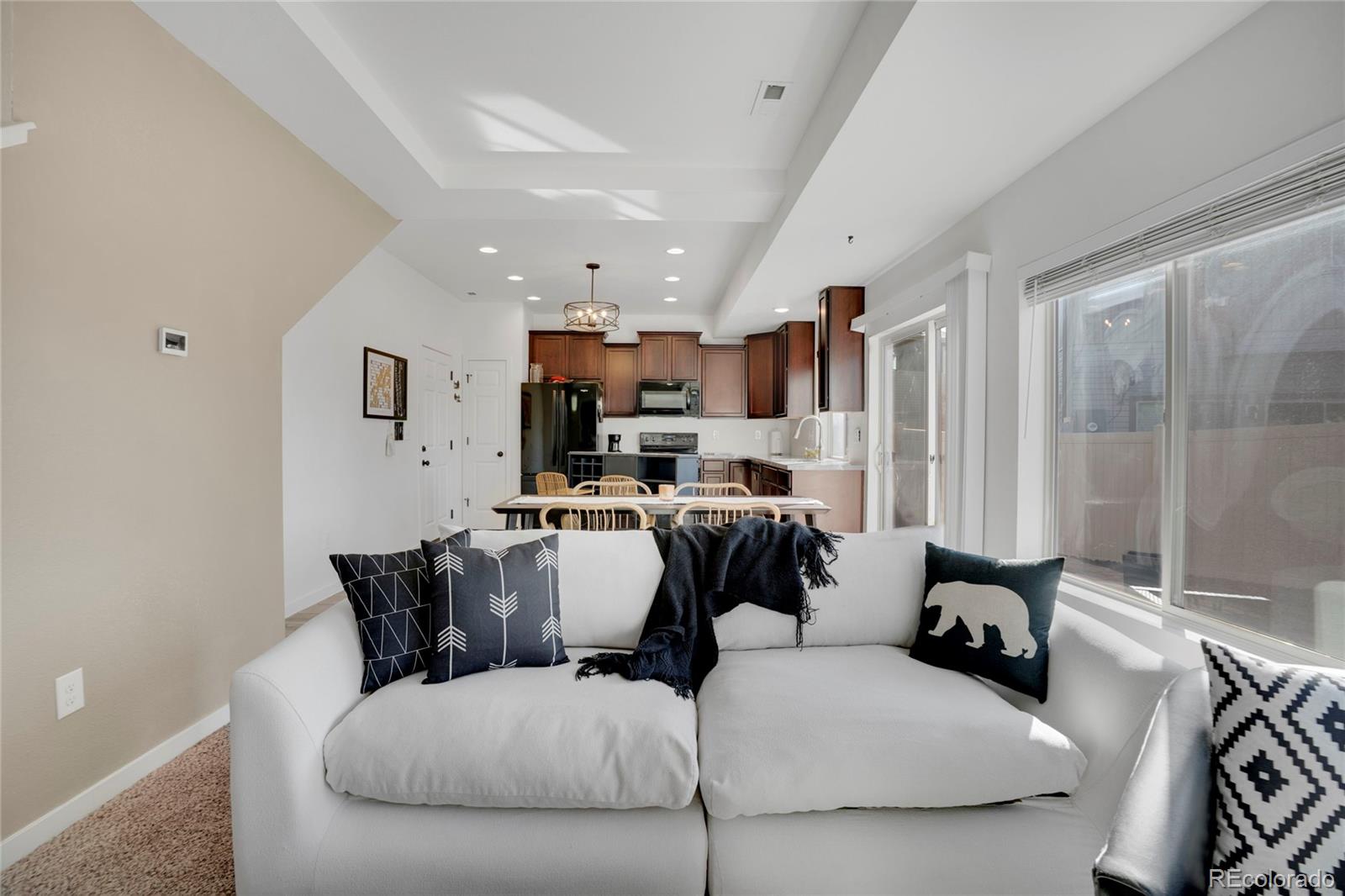 MLS Image #10 for 17838 e 54 th avenue,denver, Colorado