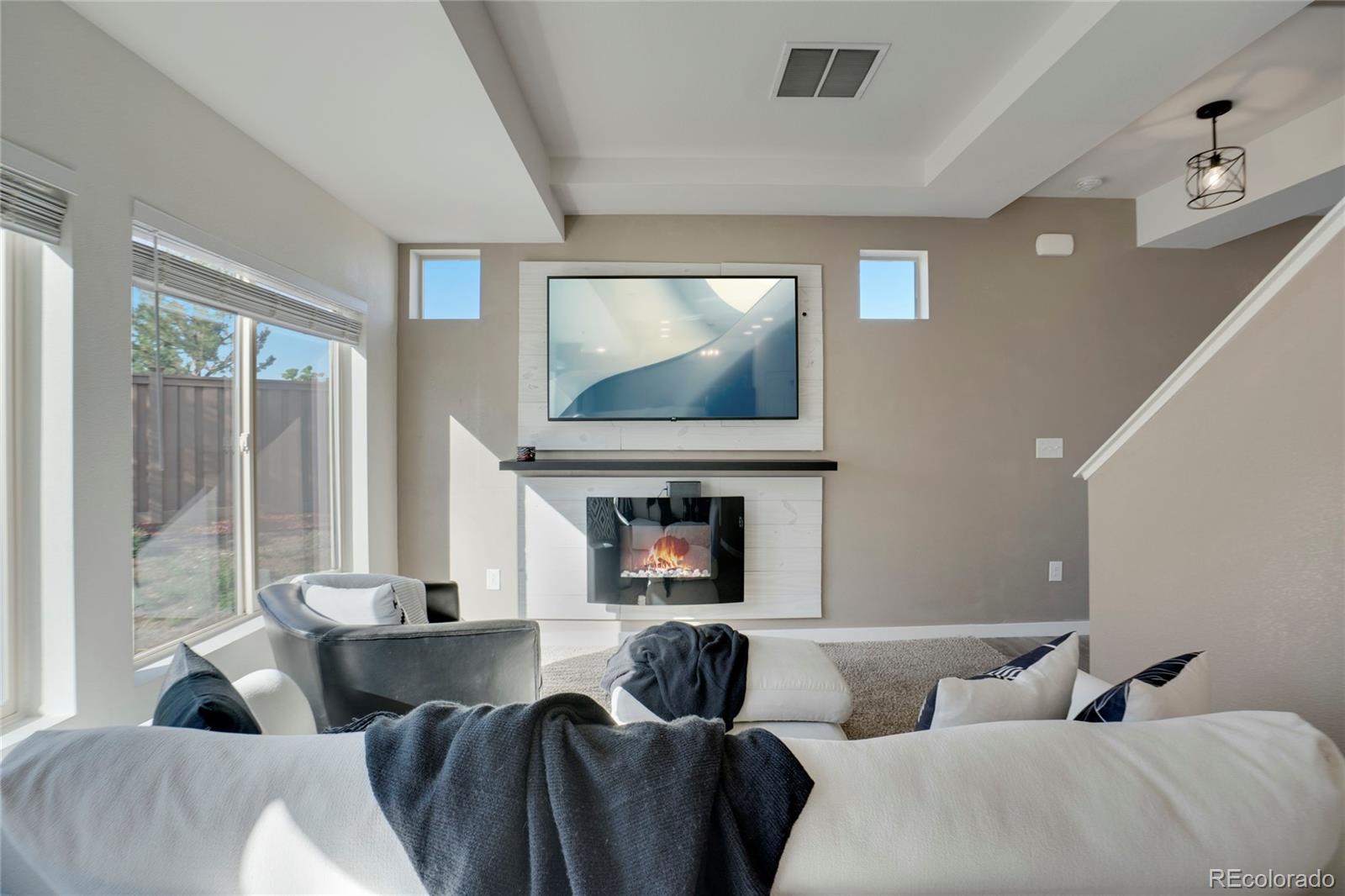 MLS Image #6 for 17838 e 54 th avenue,denver, Colorado