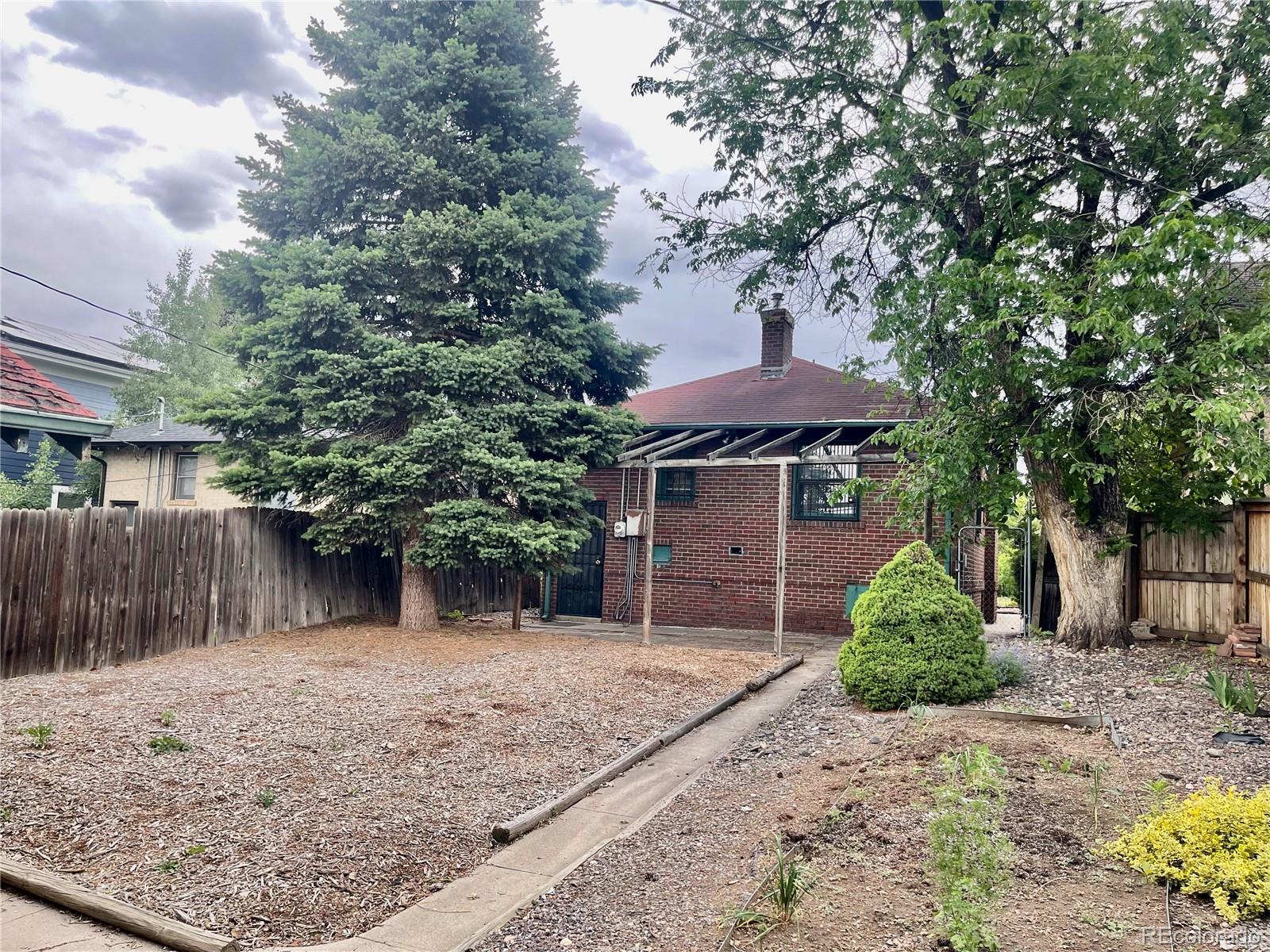 MLS Image #13 for 1881 s lincoln street,denver, Colorado