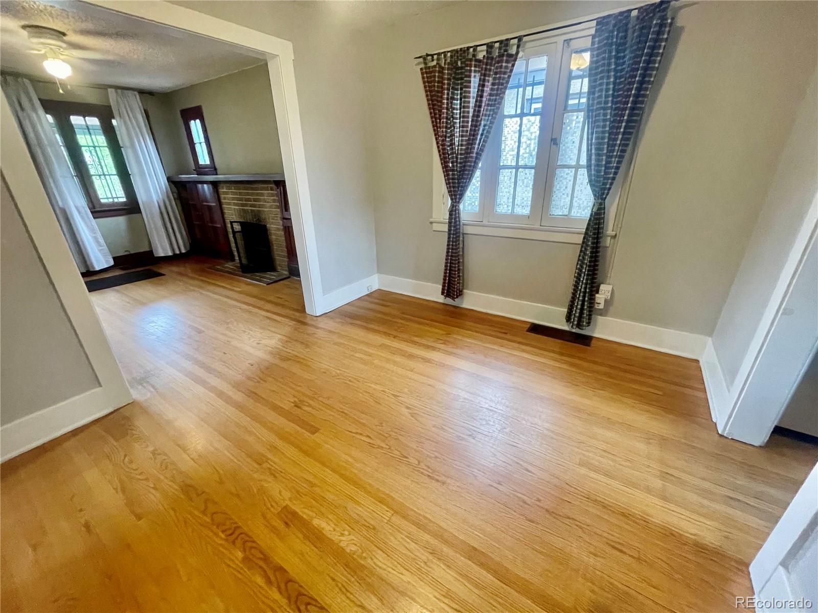 MLS Image #5 for 1881 s lincoln street,denver, Colorado