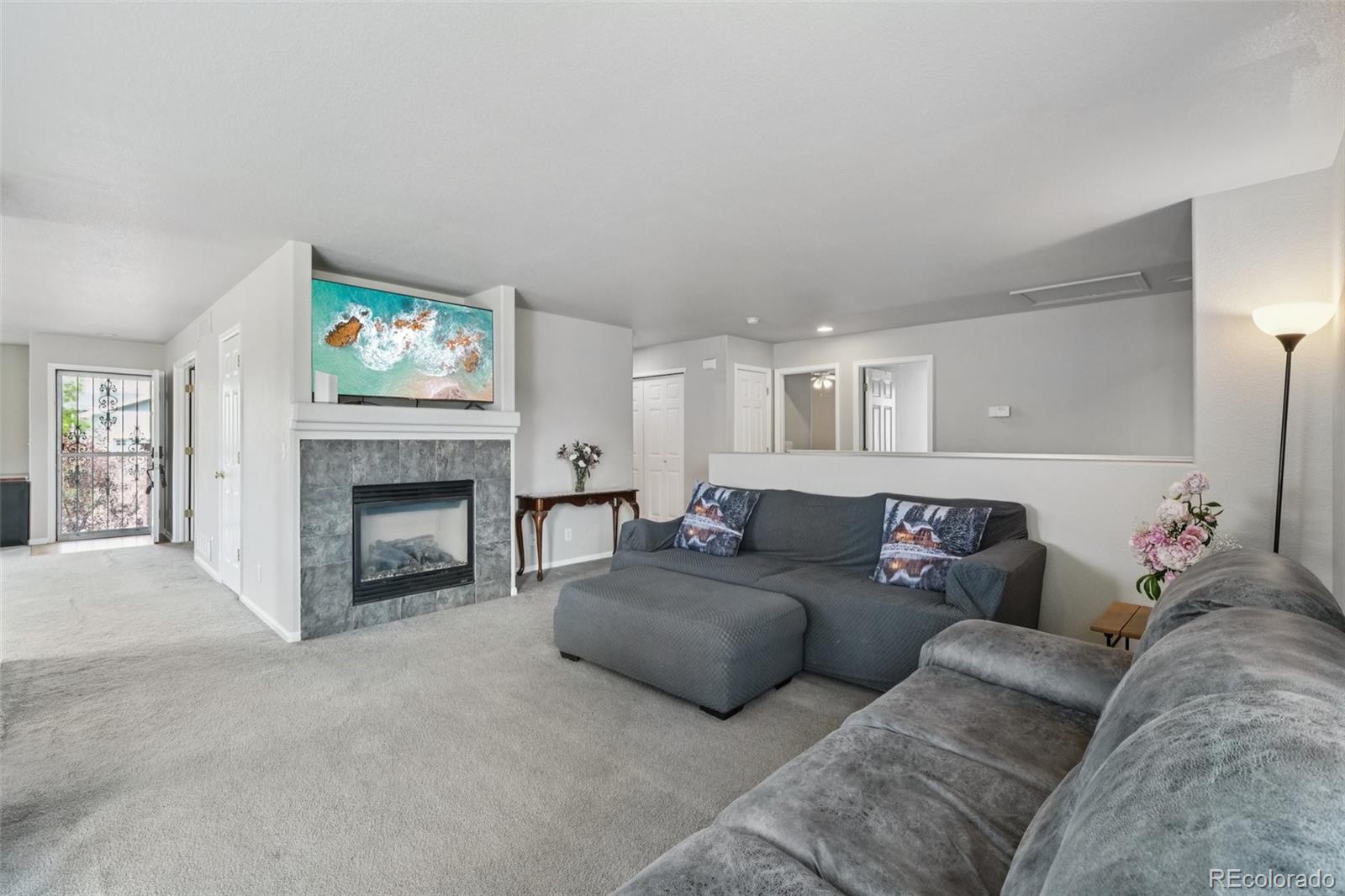 MLS Image #3 for 13802  jasmine street,thornton, Colorado