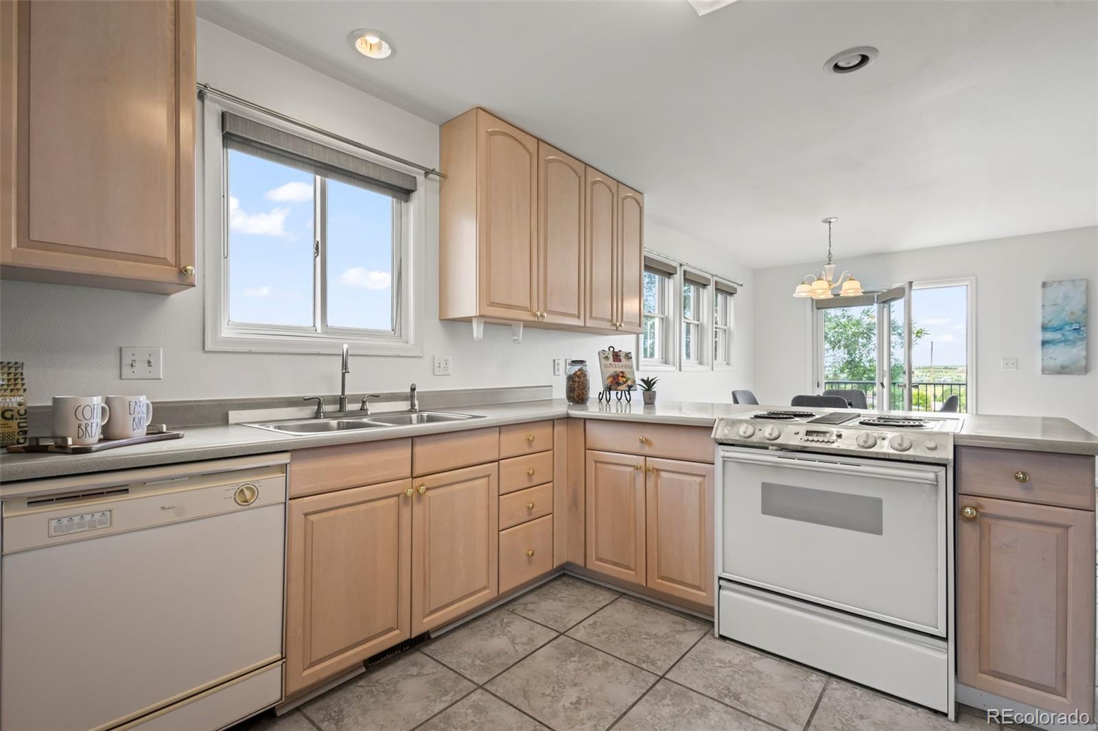 MLS Image #11 for 46531  sundance trail,parker, Colorado