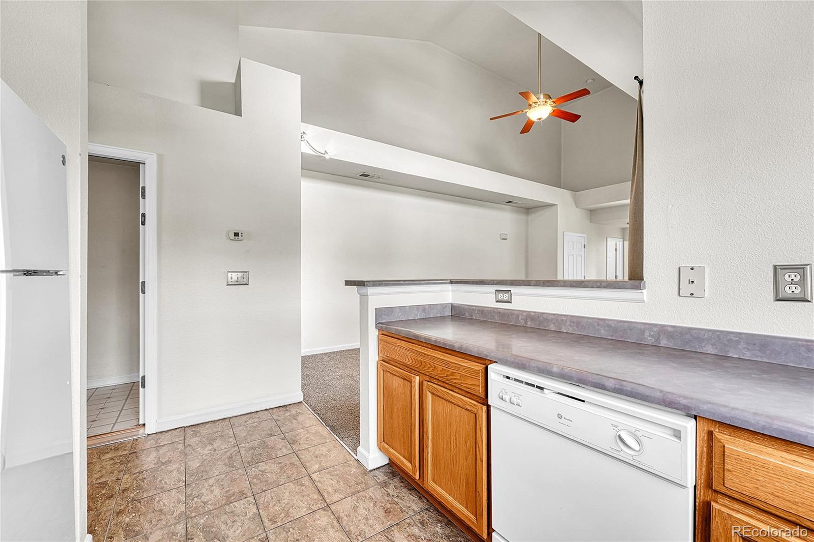 MLS Image #11 for 3261 s waco court,aurora, Colorado