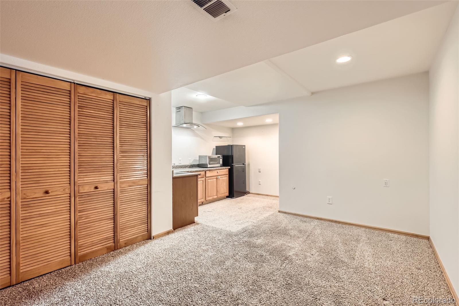 MLS Image #9 for 2307 s ensenada street,aurora, Colorado
