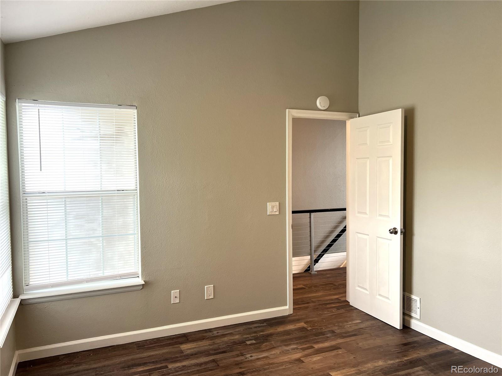 MLS Image #10 for 1470 s quebec way,denver, Colorado
