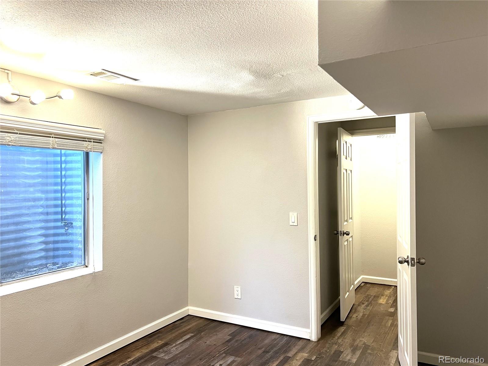 MLS Image #20 for 1470 s quebec way,denver, Colorado