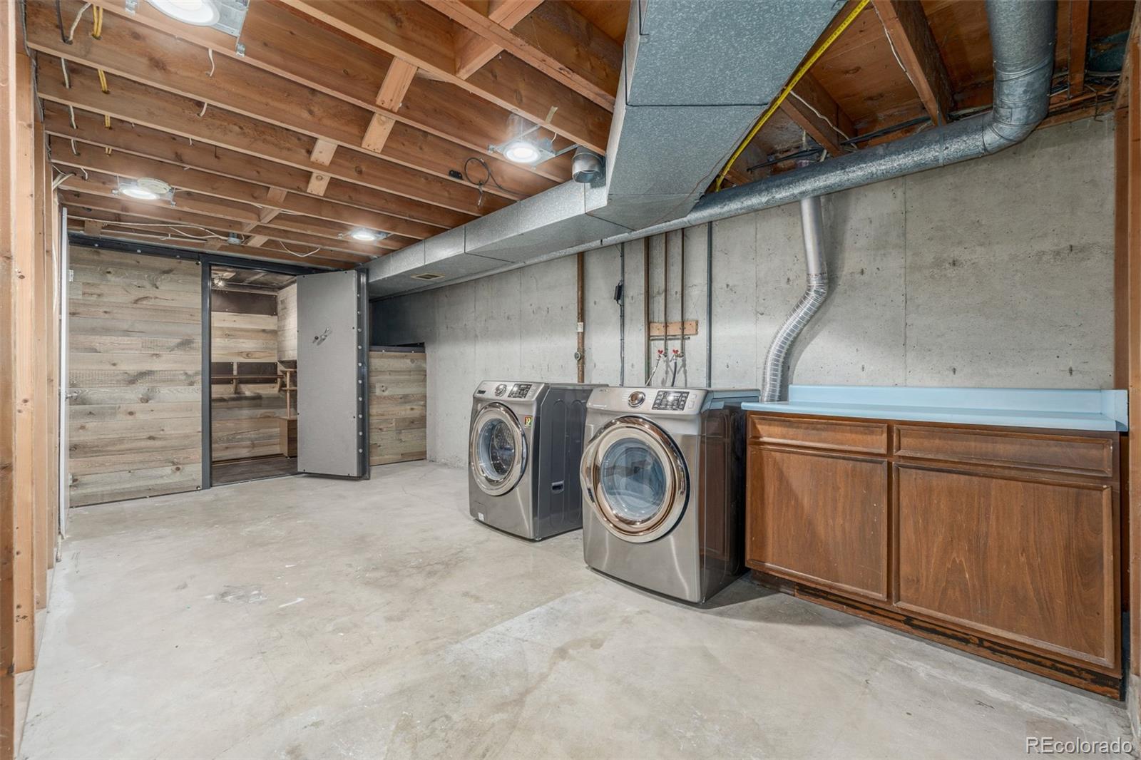 MLS Image #35 for 2644 s krameria street,denver, Colorado