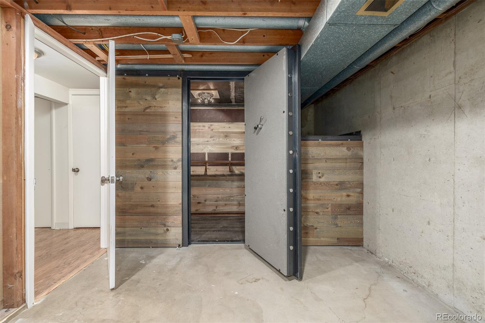 MLS Image #36 for 2644 s krameria street,denver, Colorado