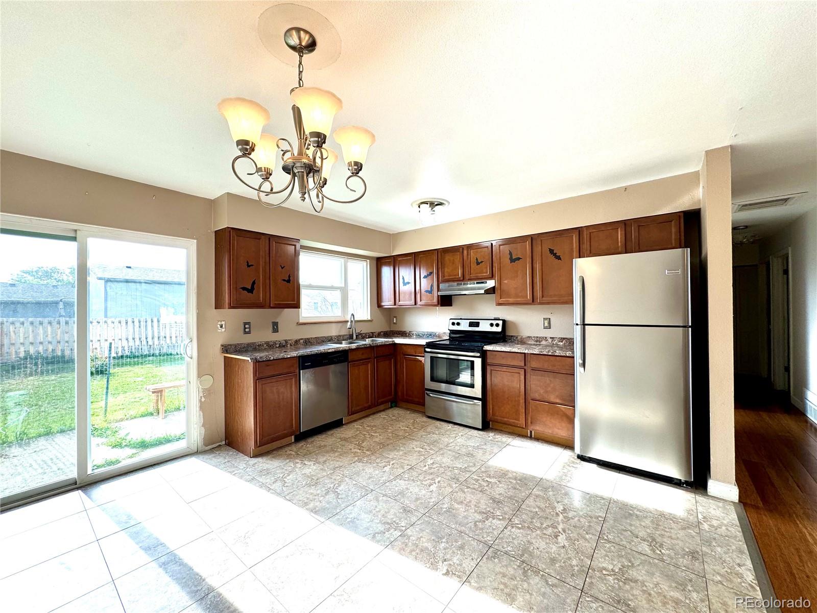 MLS Image #3 for 4312 s xenon street,morrison, Colorado