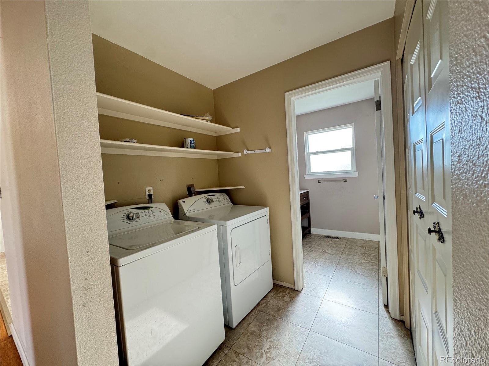 MLS Image #5 for 4312 s xenon street,morrison, Colorado