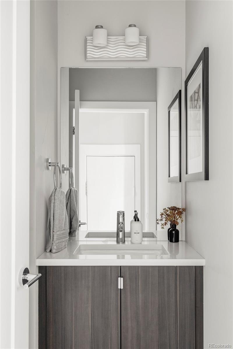 MLS Image #11 for 2435 s high street,denver, Colorado