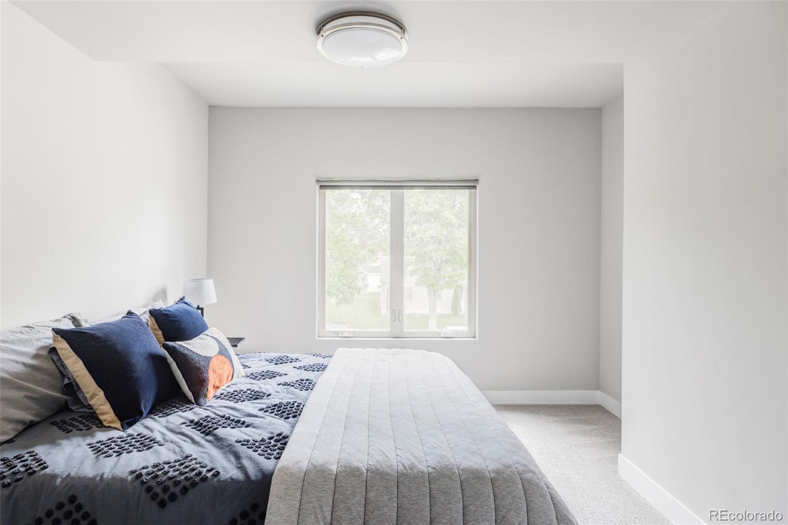 MLS Image #18 for 2435 s high street,denver, Colorado