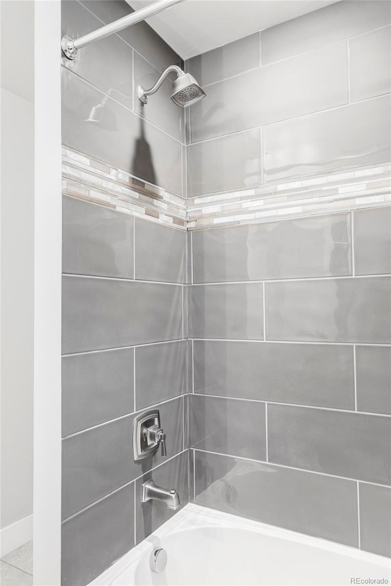 MLS Image #20 for 2435 s high street,denver, Colorado