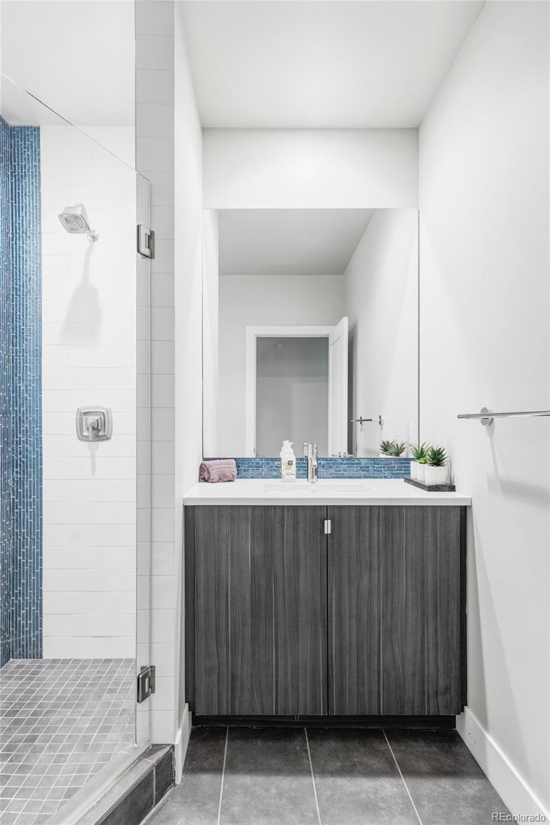 MLS Image #27 for 2435 s high street,denver, Colorado