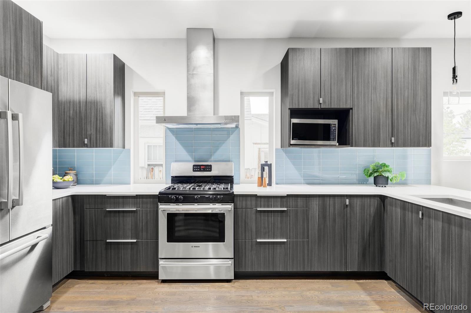 MLS Image #5 for 2435 s high street,denver, Colorado