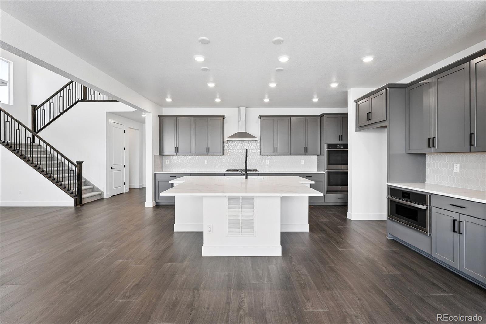 MLS Image #10 for 16565  black rose circle,parker, Colorado